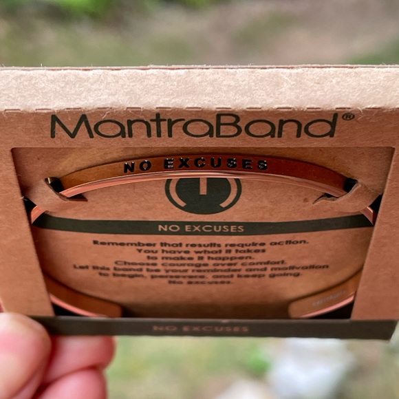 Authentic 18k Rose Gold Plated Mantraband Bracelet “NO EXCUSES” - Picture 2 of 5